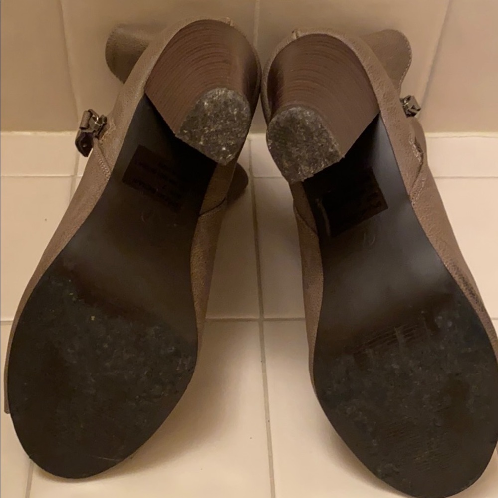 Open toe booties - Picture 8 of 13